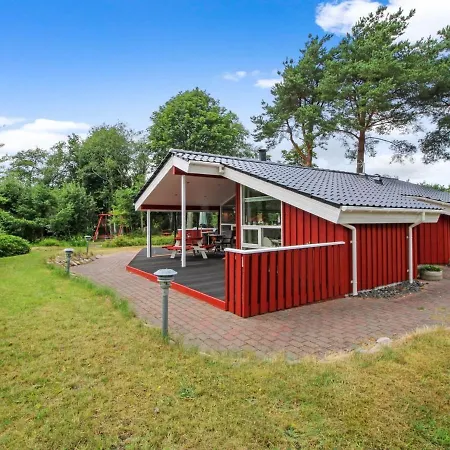 Holiday home Edzard - 200m From The Sea In Ne Jutland By Interhome *