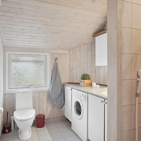 Feriehus Edzard - 200m From The Sea By Interhome Hals