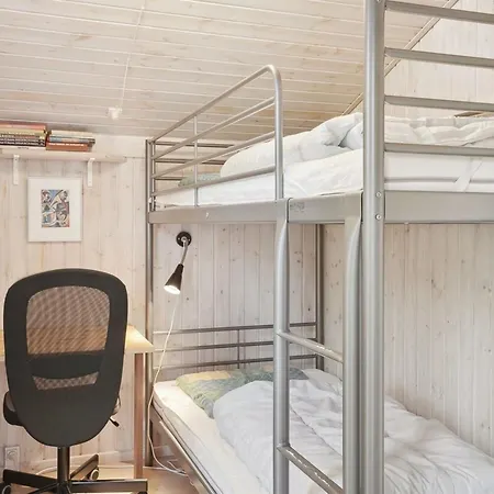 Feriehus Edzard - 200m From The Sea By Interhome Hals